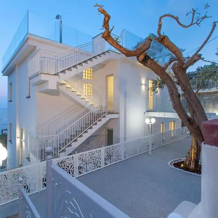 Villa - Iside